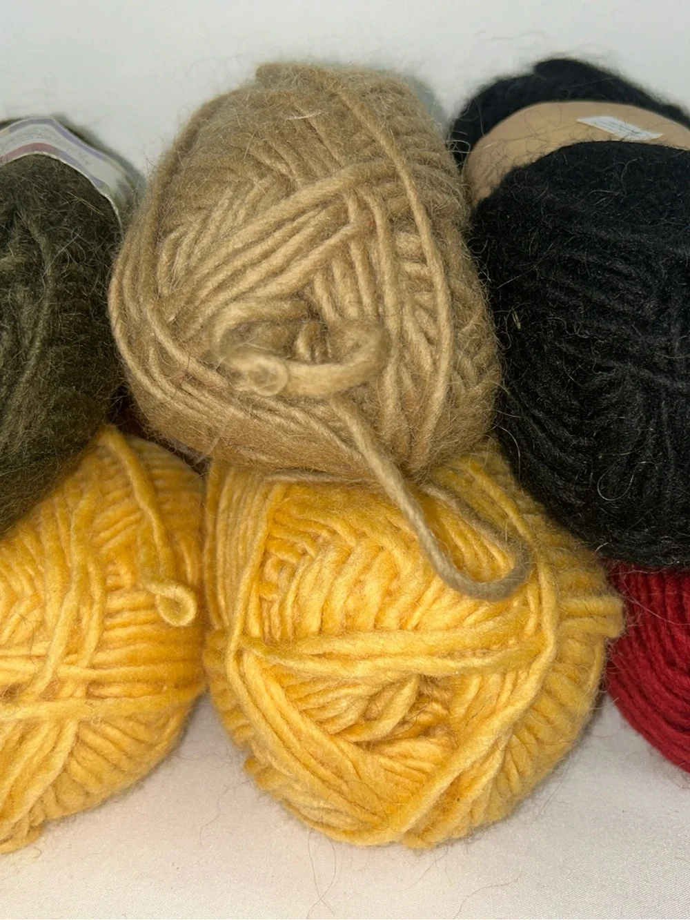 Lopi Reynolds Icelandic Wool Mixed Lot 5+ Skeins Yellow Black Red Tan Green/brwn